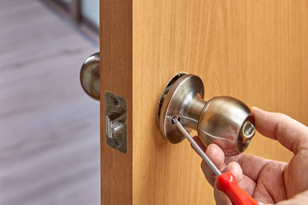 Mastering the Art of Fitting Doorknobs into Small Bore Holes: A Guide for Homeowners