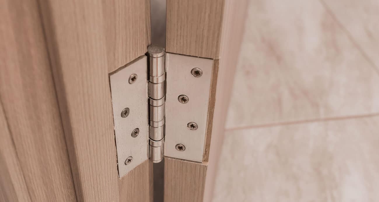 How to Lubricate a Door Hinge